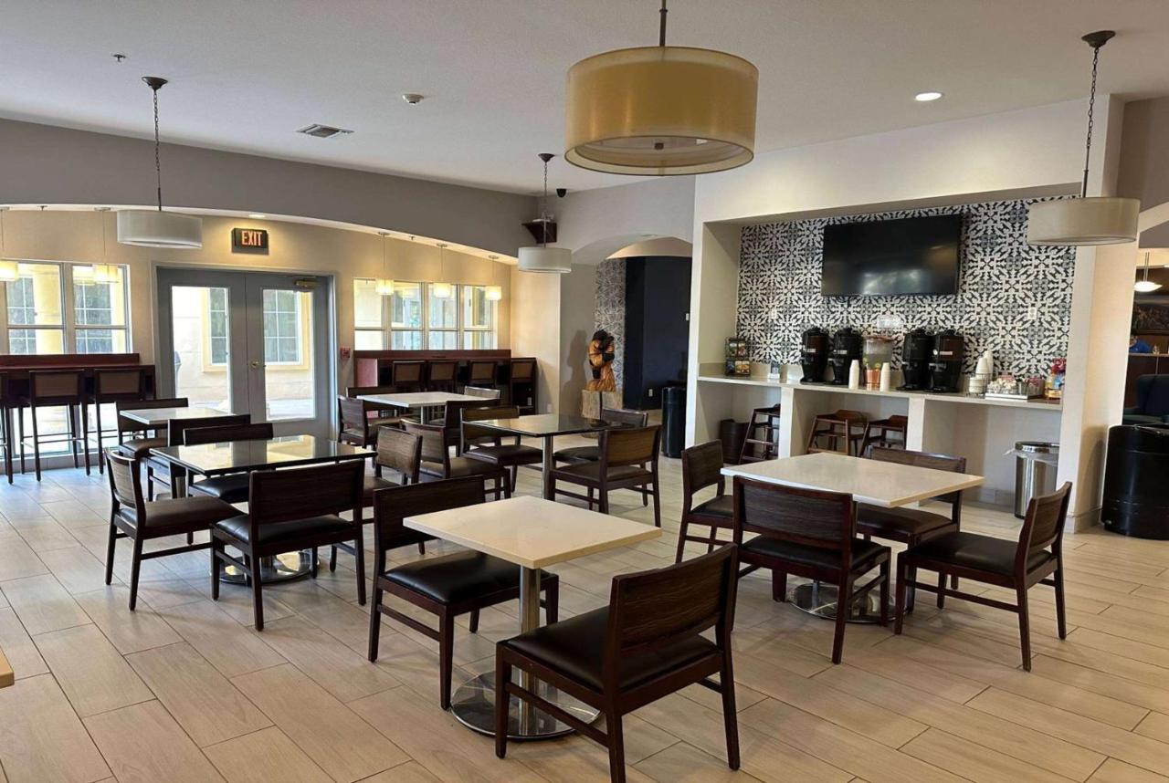 La Quinta Inn & Suites By Wyndham Albuquerque Midtown Exteriér fotografie