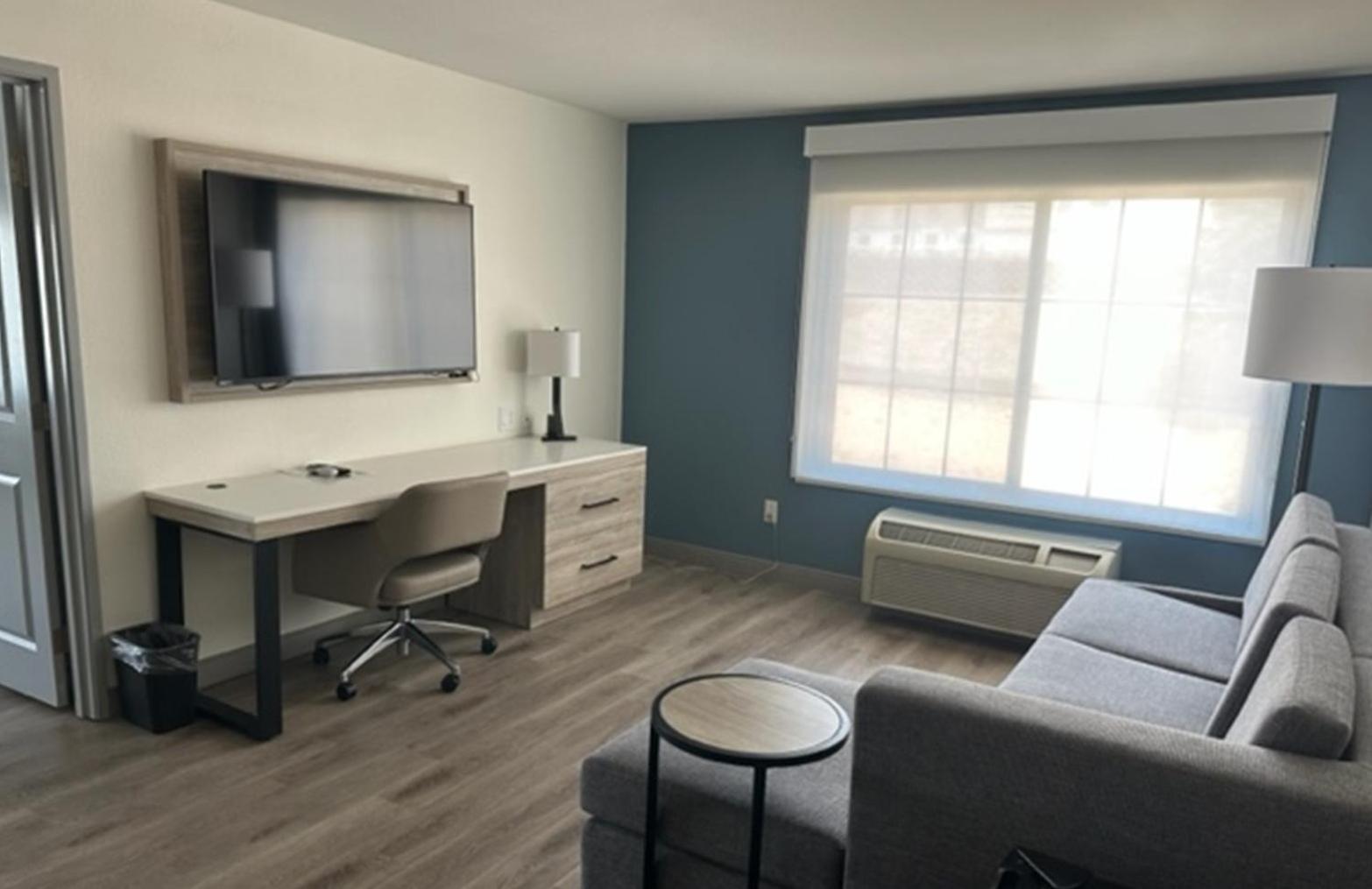 La Quinta Inn & Suites By Wyndham Albuquerque Midtown Exteriér fotografie